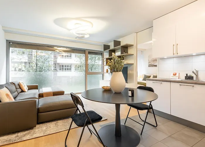 Luxury Parkside Suite
